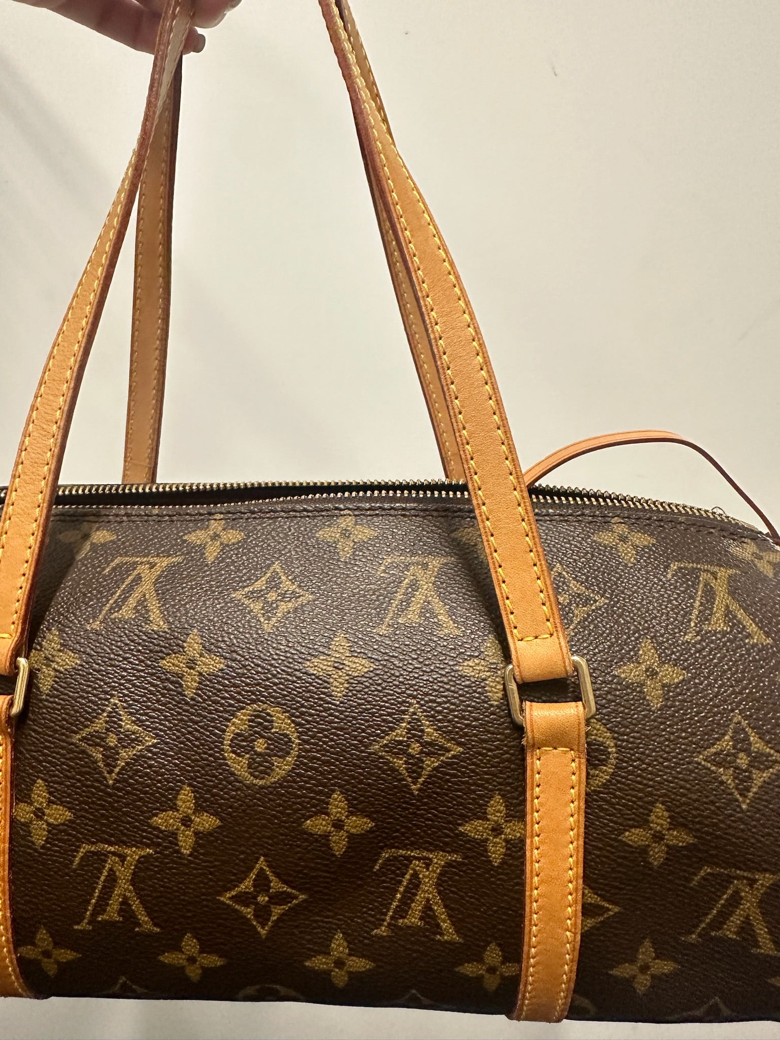 LOUIS VUITTON - Bolso Papillon 30 de lona con monograma