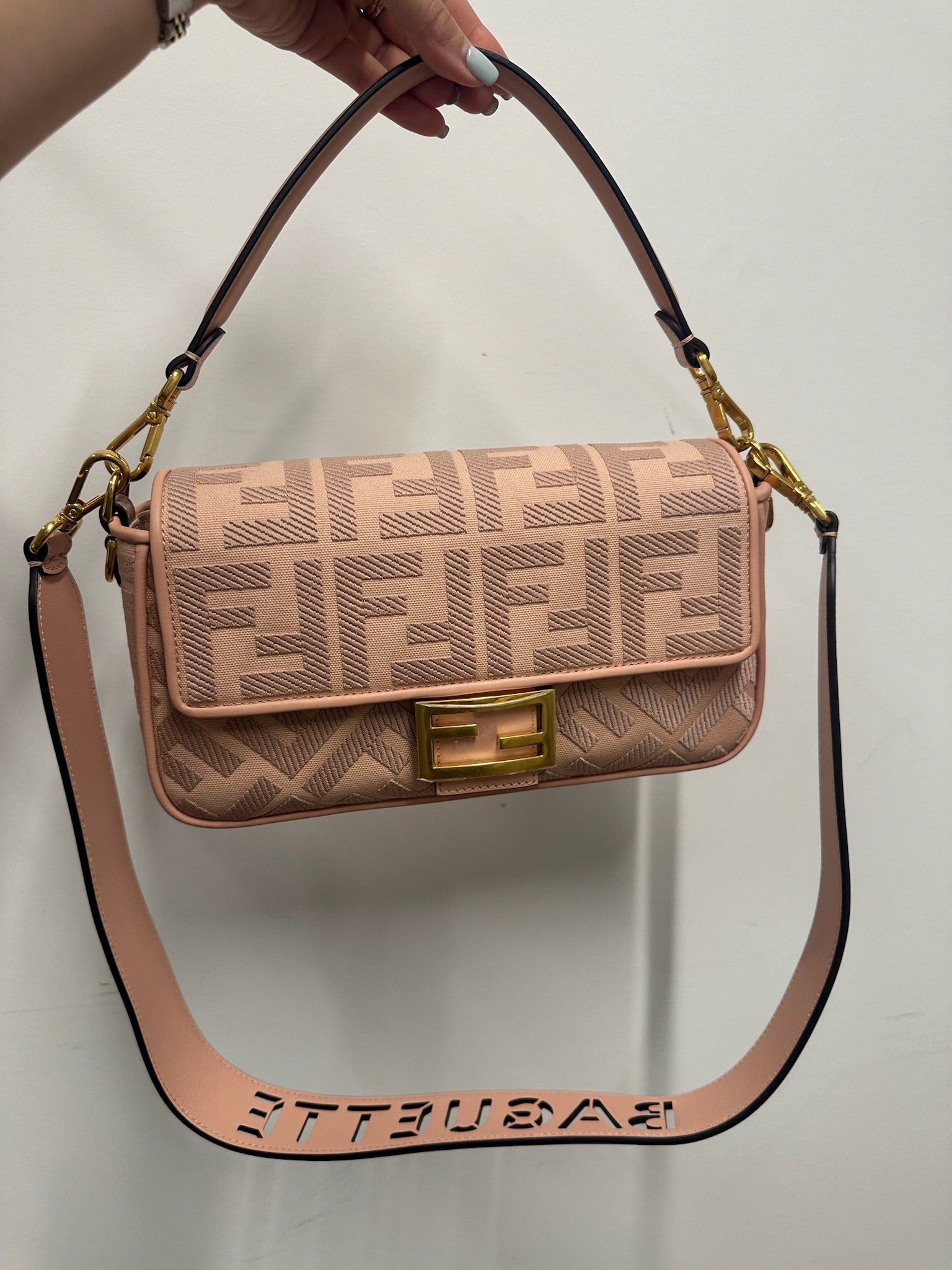 FENDI - Baby Pink Vitello King FF Medium Baguette