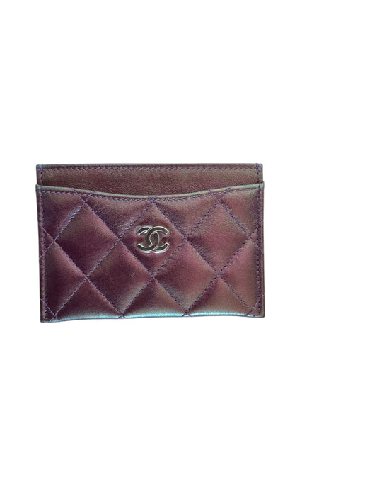 PRE-OWNED CC Classic Card Holder Quilted Iridescent Lambskin