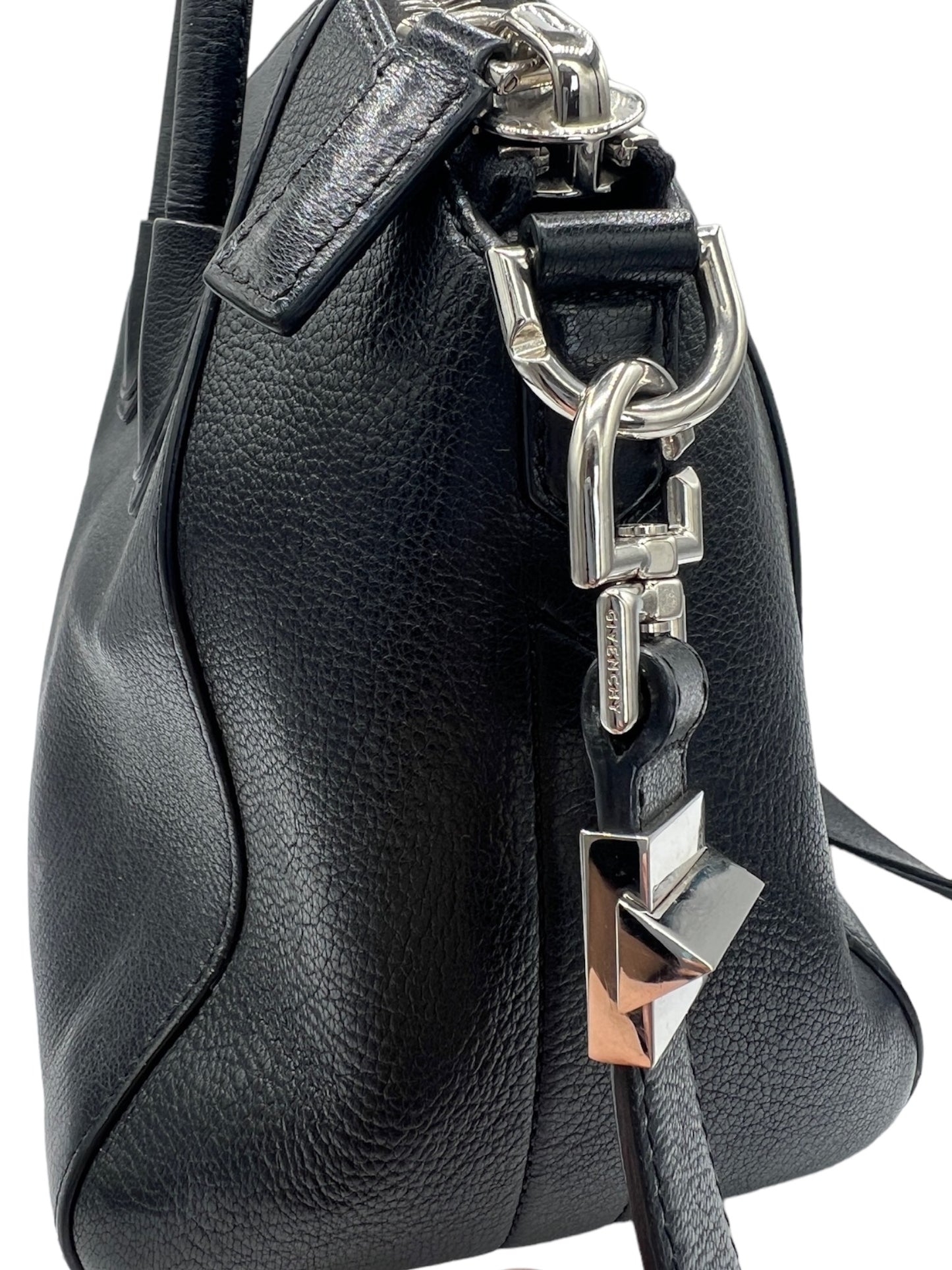 GIVENCHY - Bolso pequeño Antigona de piel negra