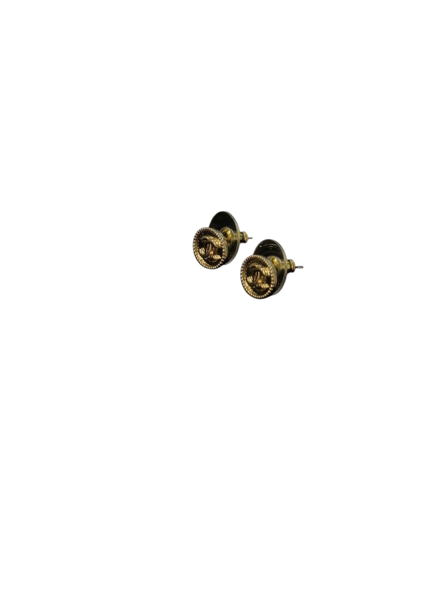 PRE-OWNED Yellow Gold Plated CC 2021 Small Oval CC Stud Earring