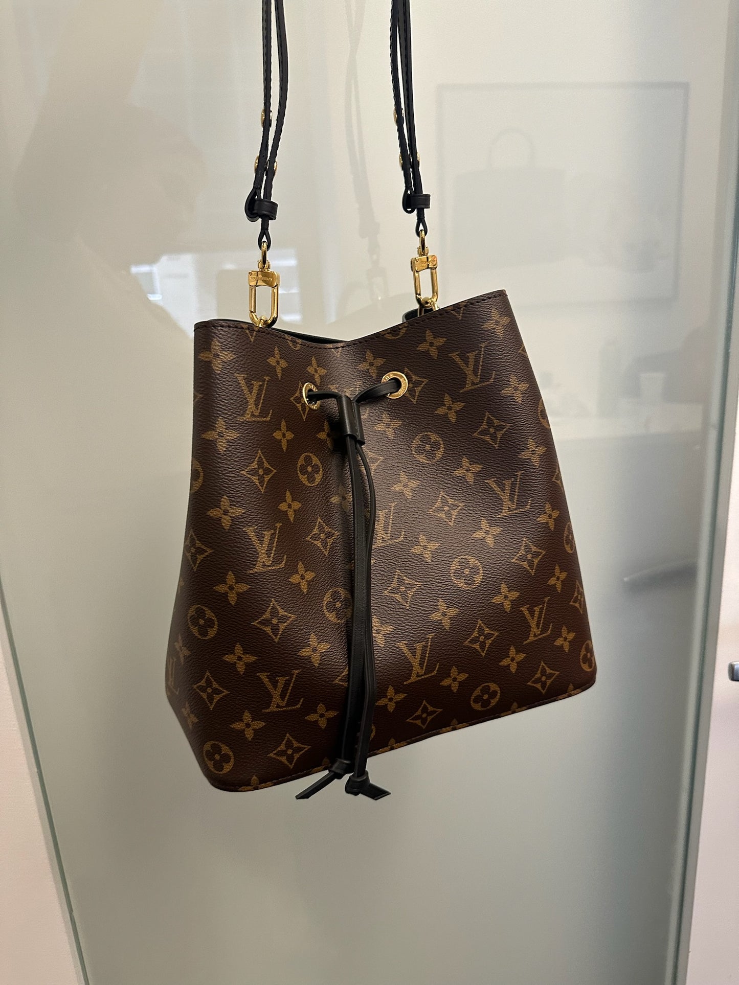 LOUIS VUITTON - Black Monogram Neonoe MM