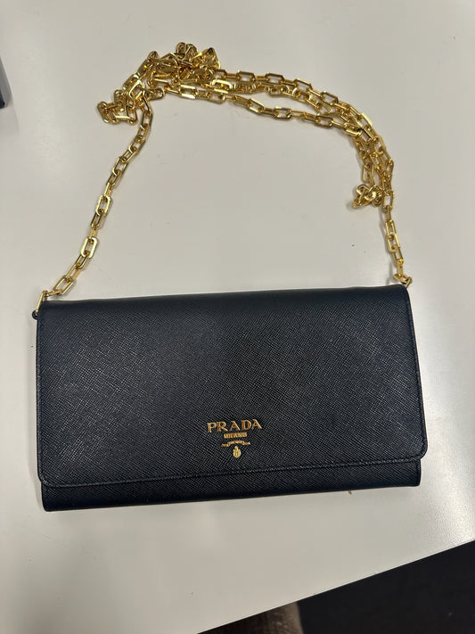 PRADA - Black Saffiano WOC