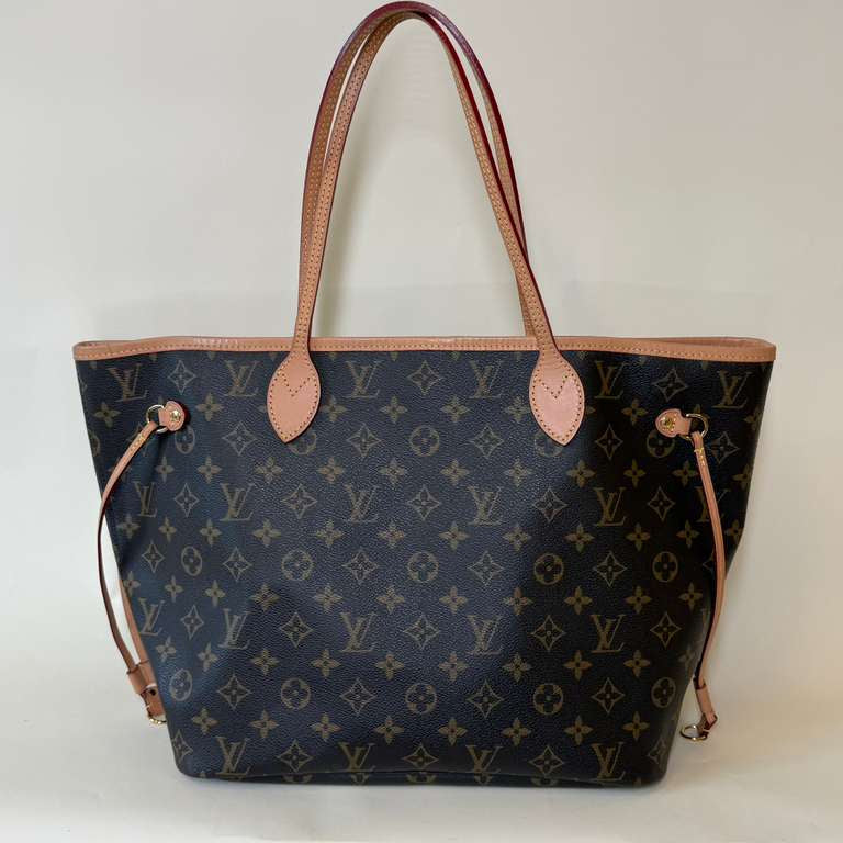 PRE-OWNED Neverfull MM Monogram Shoulder Bag