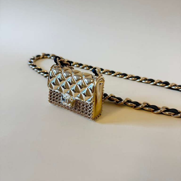 PRE-OWNED CC Belt Gold Black Hardware Lambskin