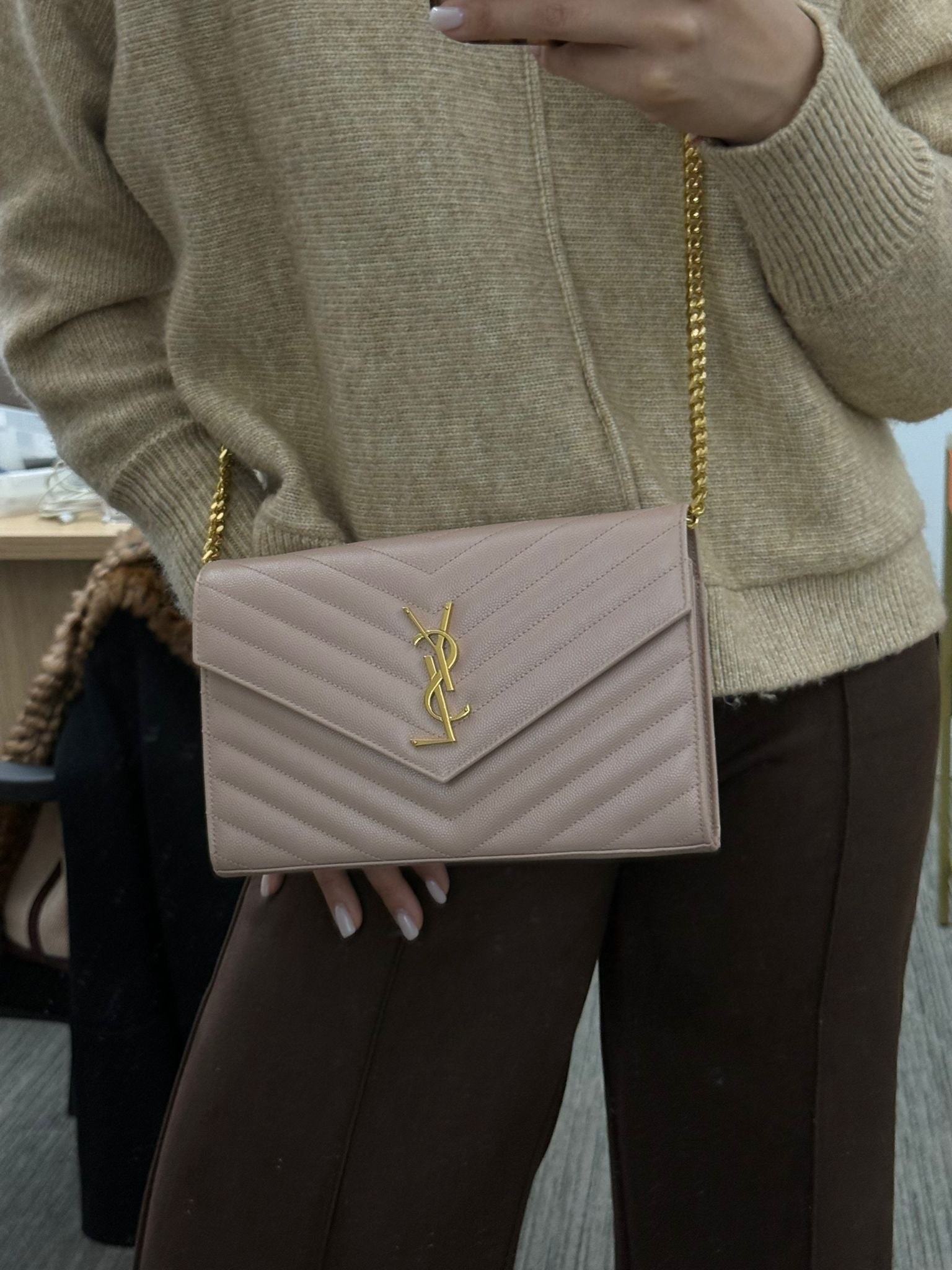 PRE-OWNED YSL Portefeuille enveloppe leather Pink WOC