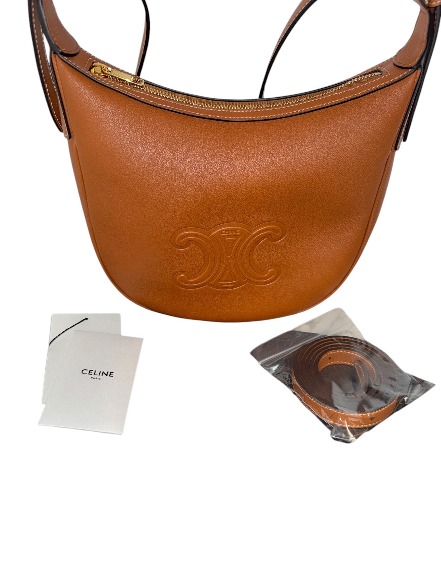 CELINE - Bolso pequeño Helolse Triomphe de piel de becerro color canela