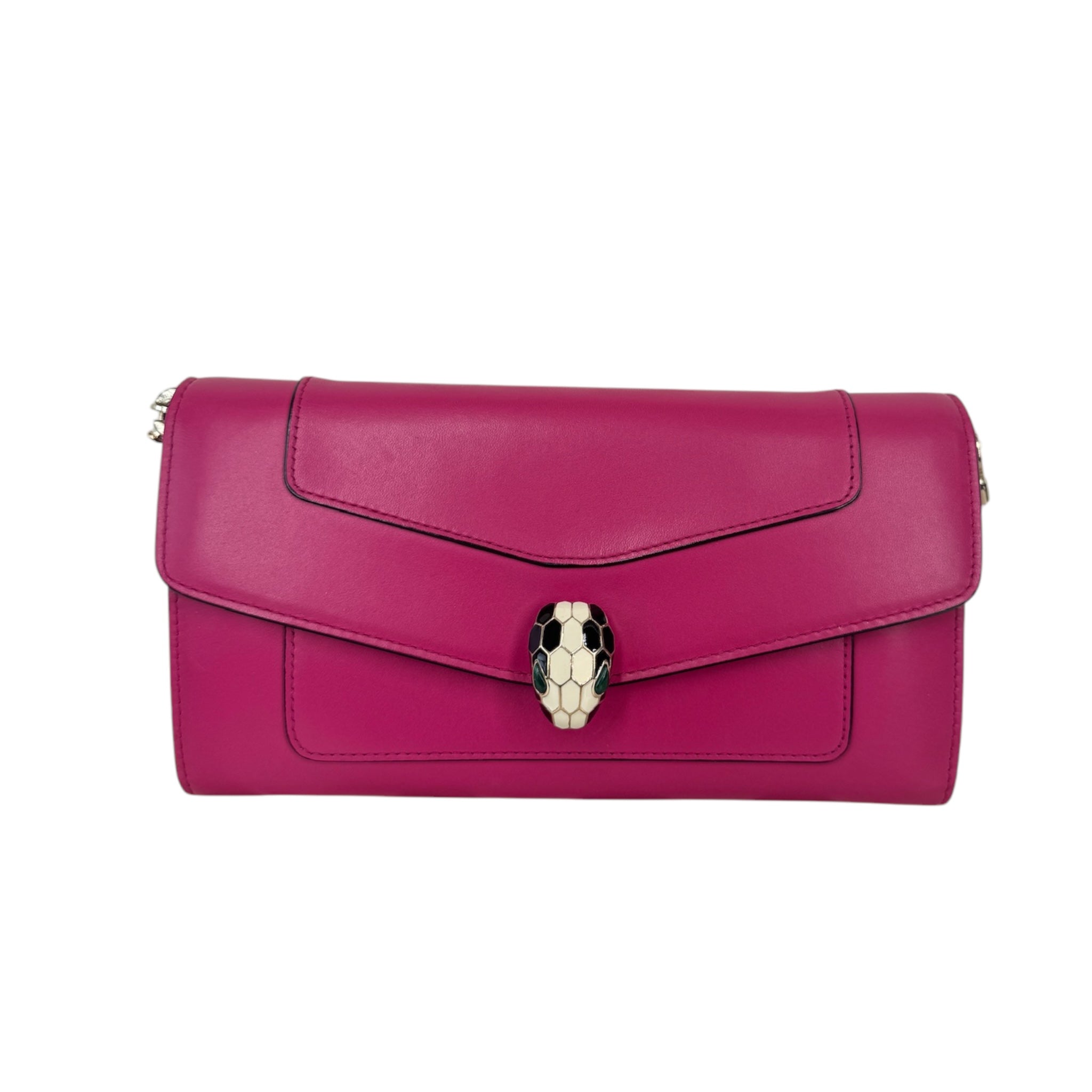 Cartera Serpenti Forever rosa de segunda mano con cadena y bandolera