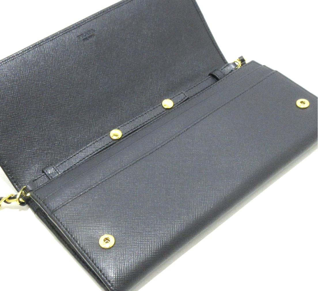 PRADA - Black Saffiano Leather Logo Wallet