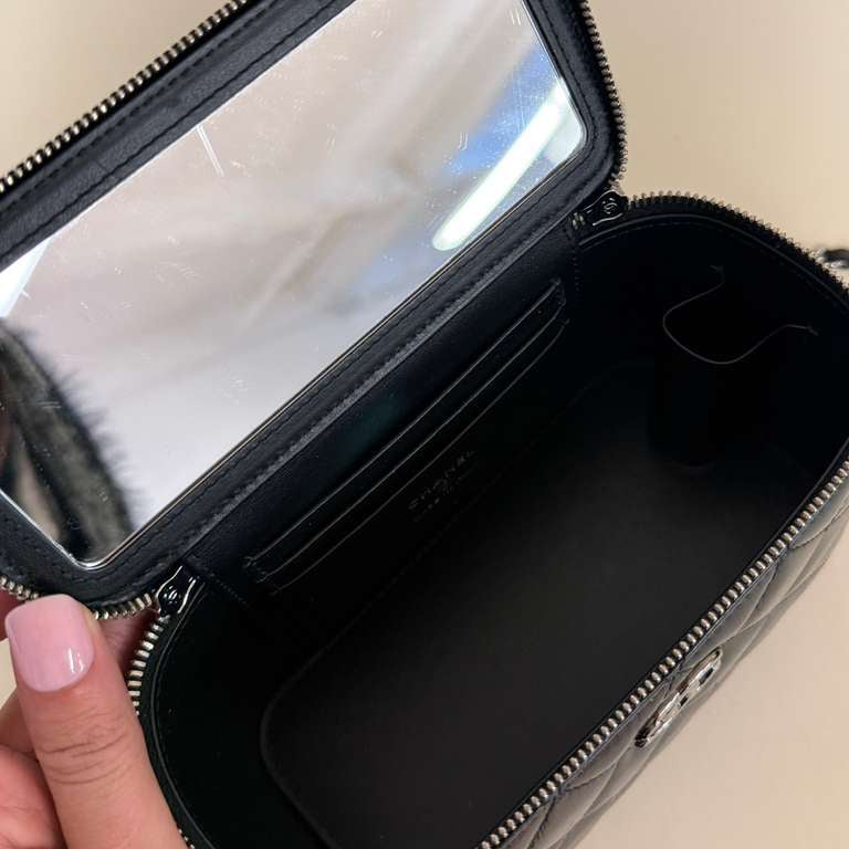 PRE-OWNED Matelasse Vanity Bag Black Shoulder Bag