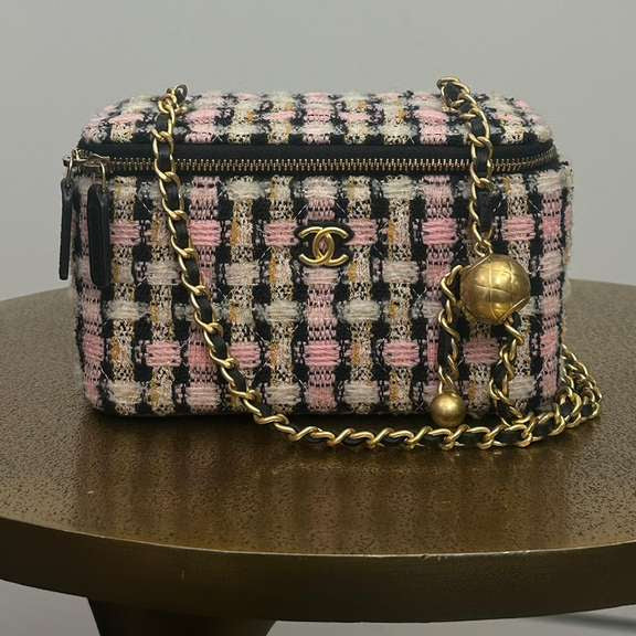 PRE-OWNED CC Vanity Shoulder Bag