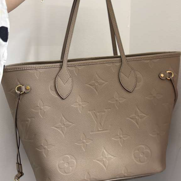 PRE-OWNED LV Beige Neverfull MM Shoulder Bag