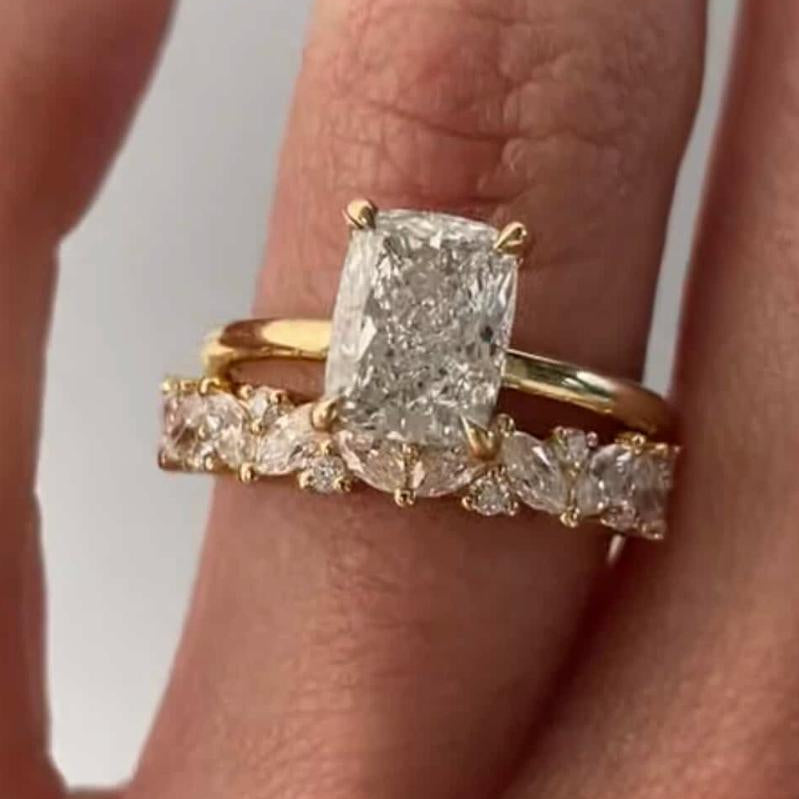TDC - 2ct OVAL Ring Size 6