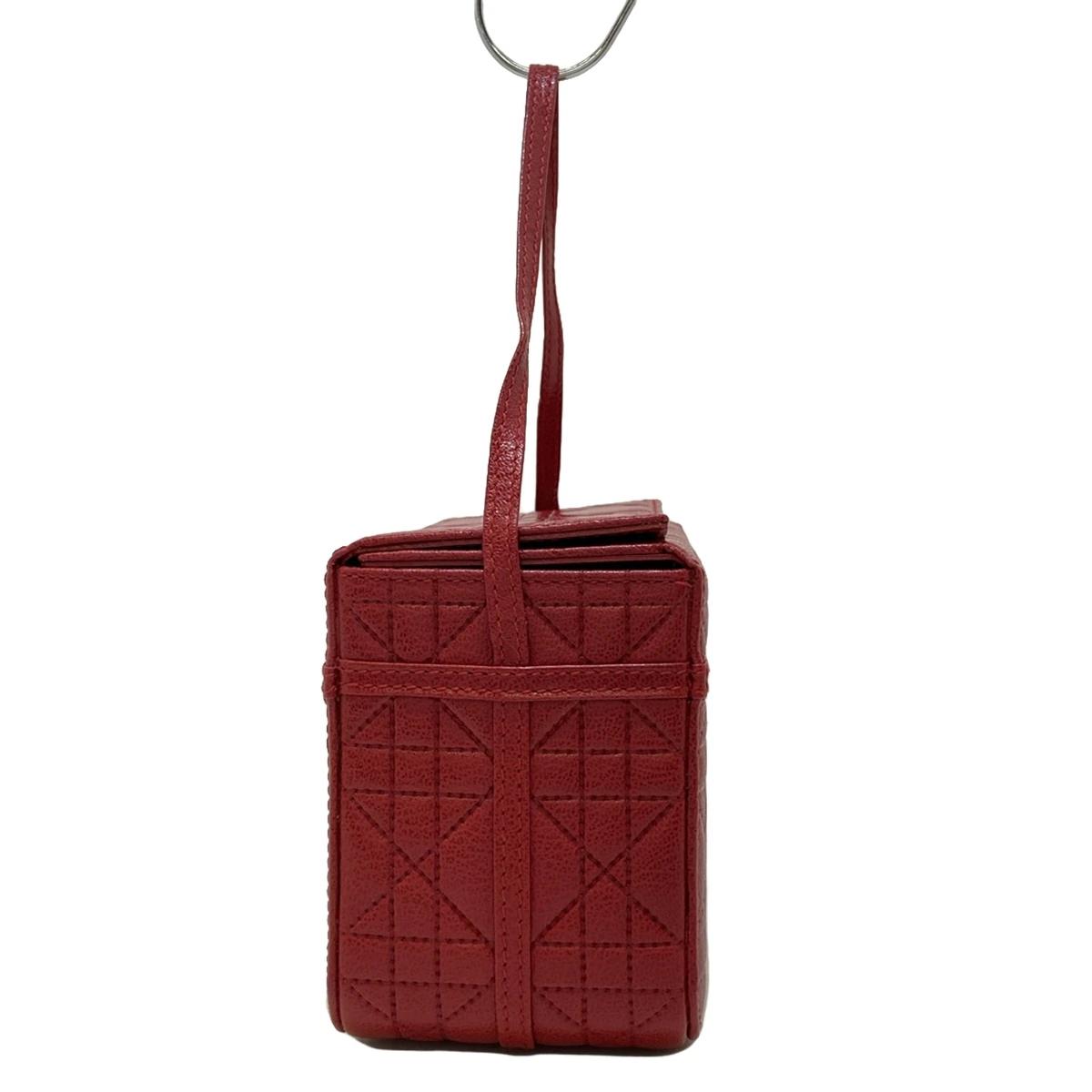 DIOR - Bolso de mano de piel roja con puntada Cannage
