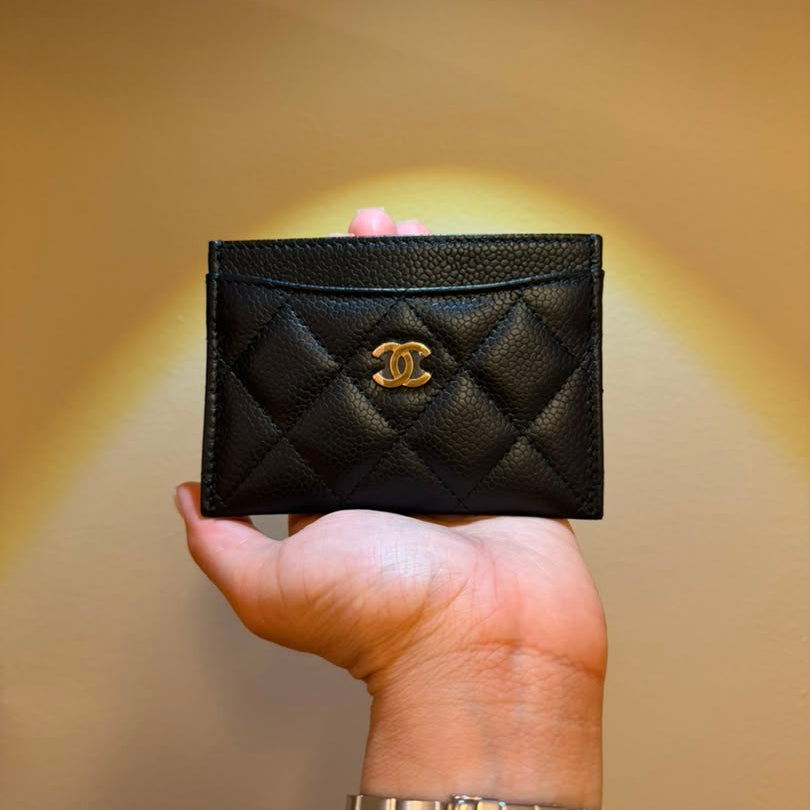 PRE-OWNED CC Caviar Quilted Card Holder Black