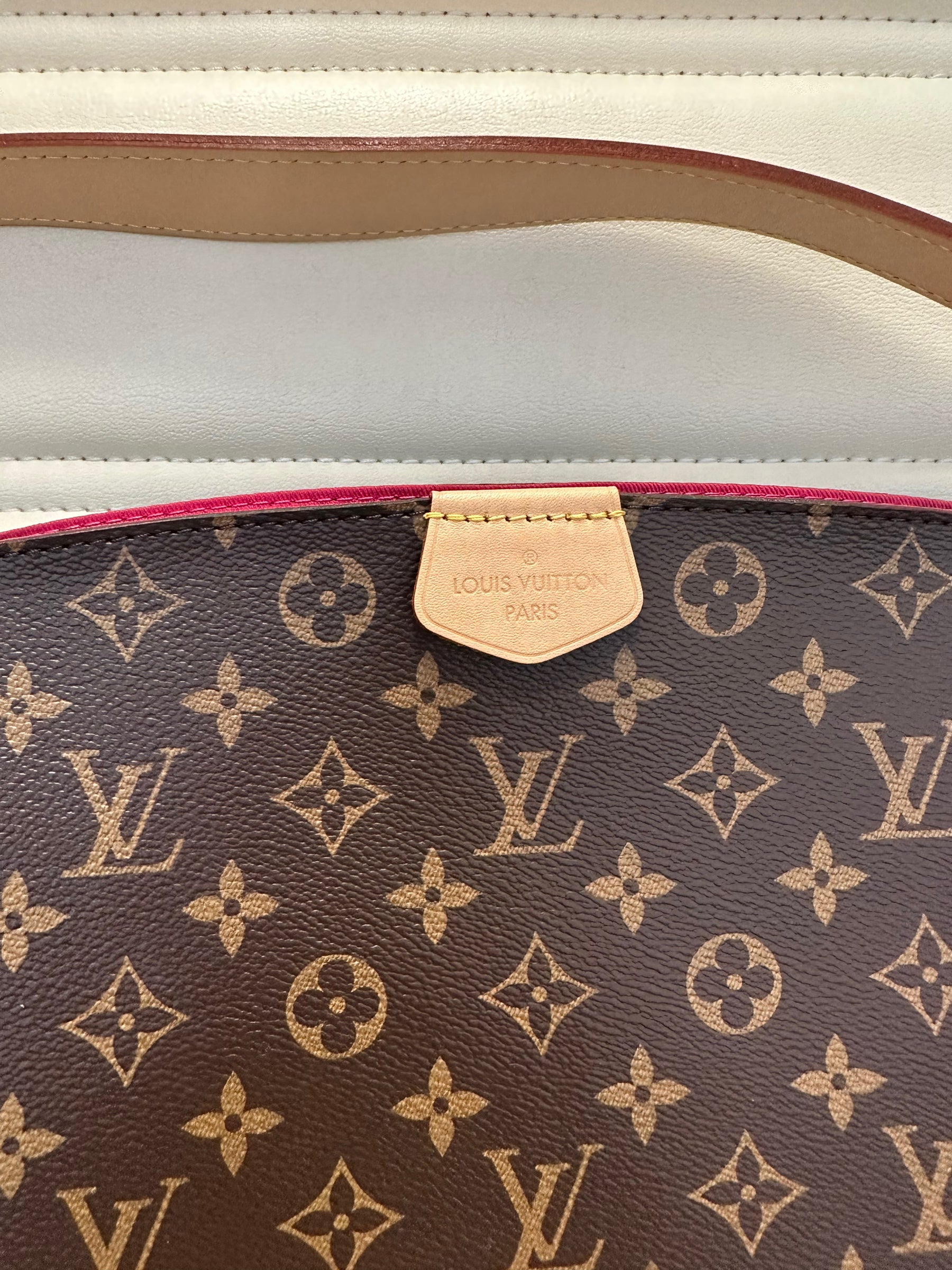 LOUIS VUITTON - Monogram Canvas Graceful PM