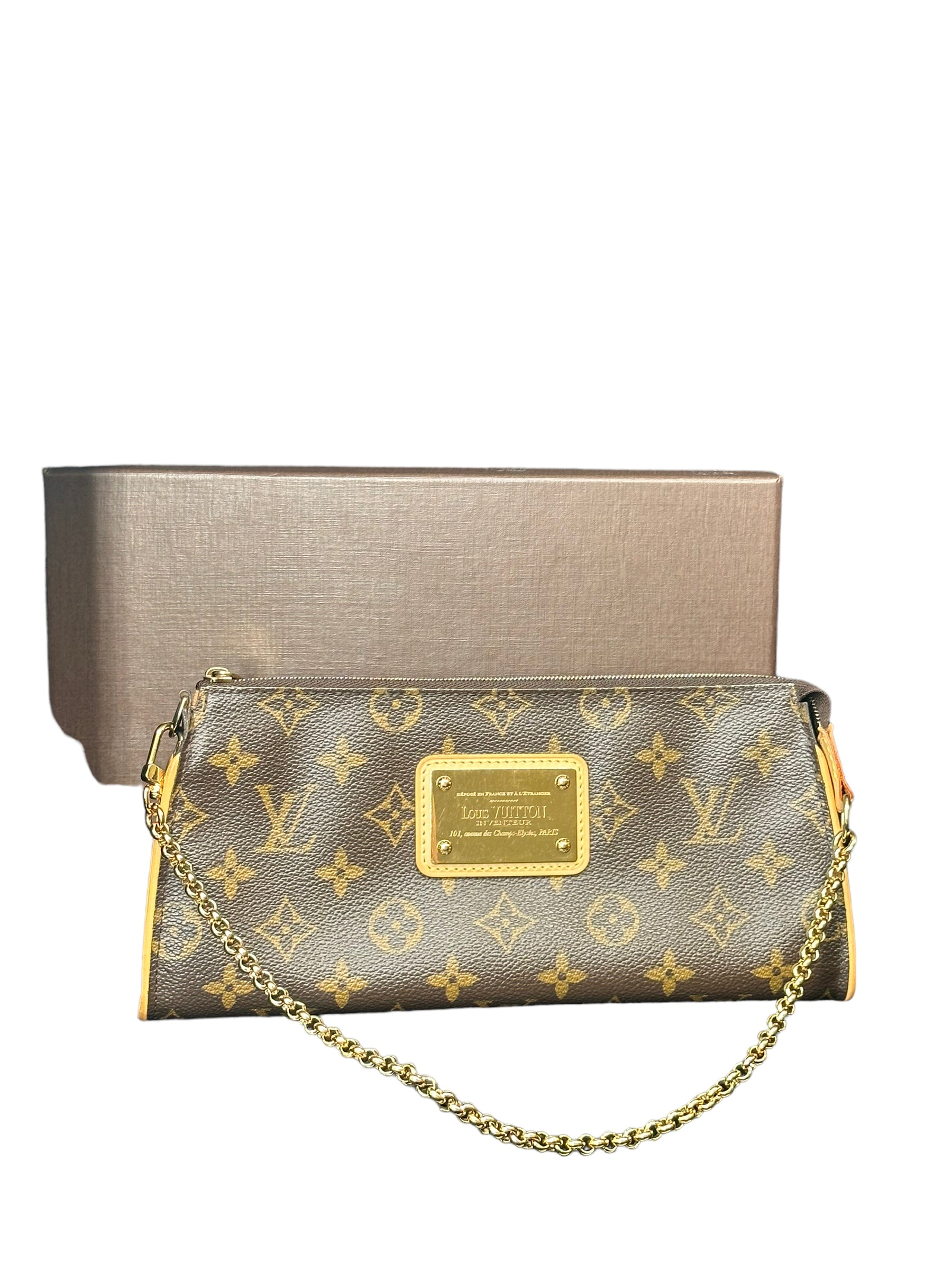 LOUIS VUITTON- Monograma Eva Pochette