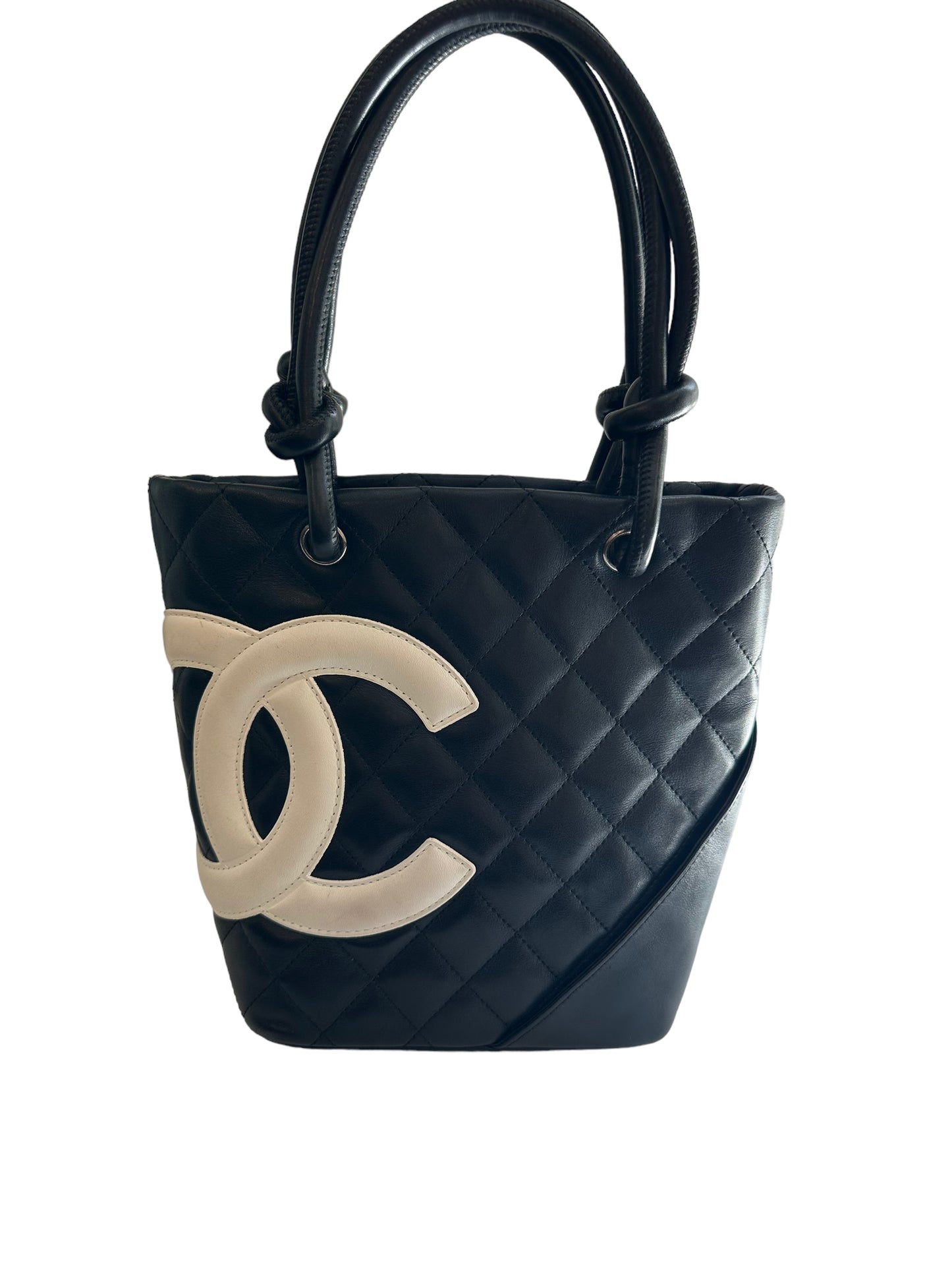 CHANEL - Black White Quilted Lambskin Petite Ligne Cambon Bucket Bag –  thevintagecaffe