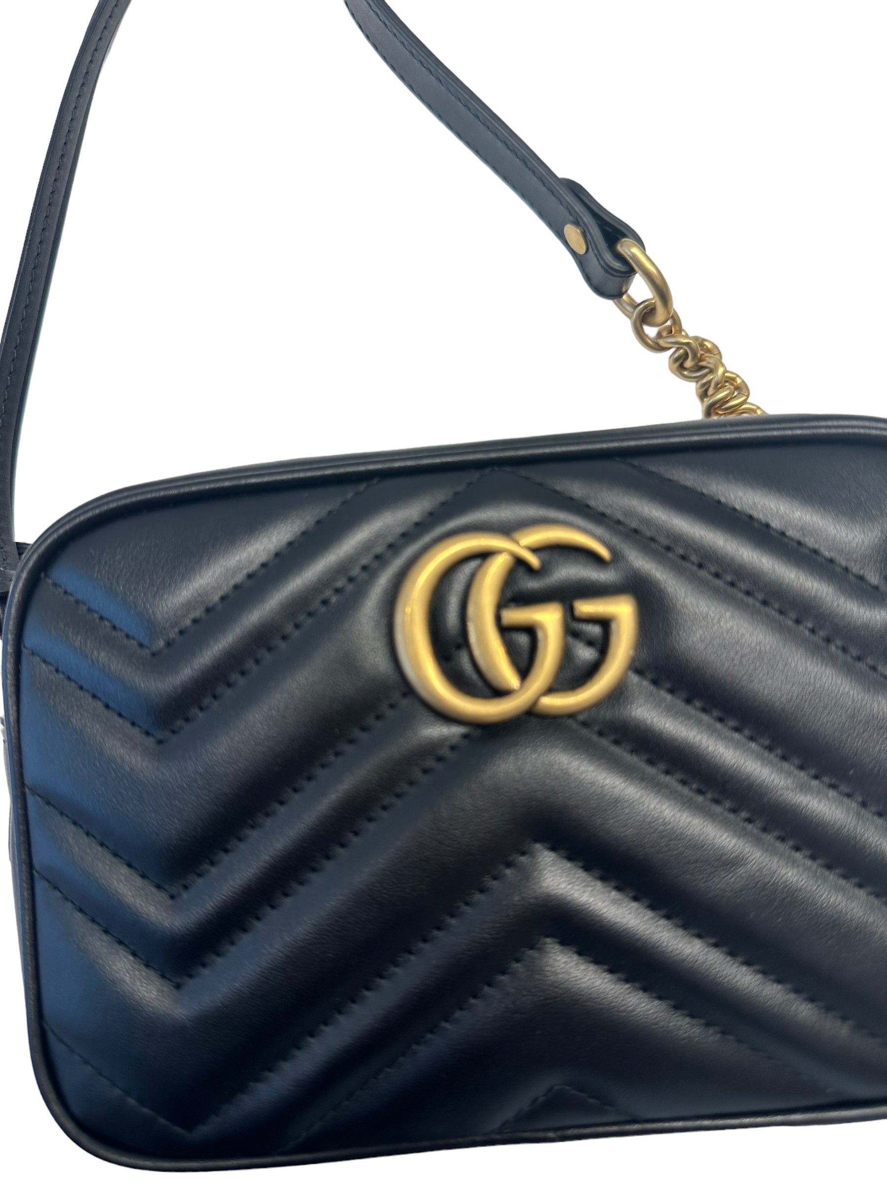 GUCCI - Bolso mini Matelassé GG Marmont negro